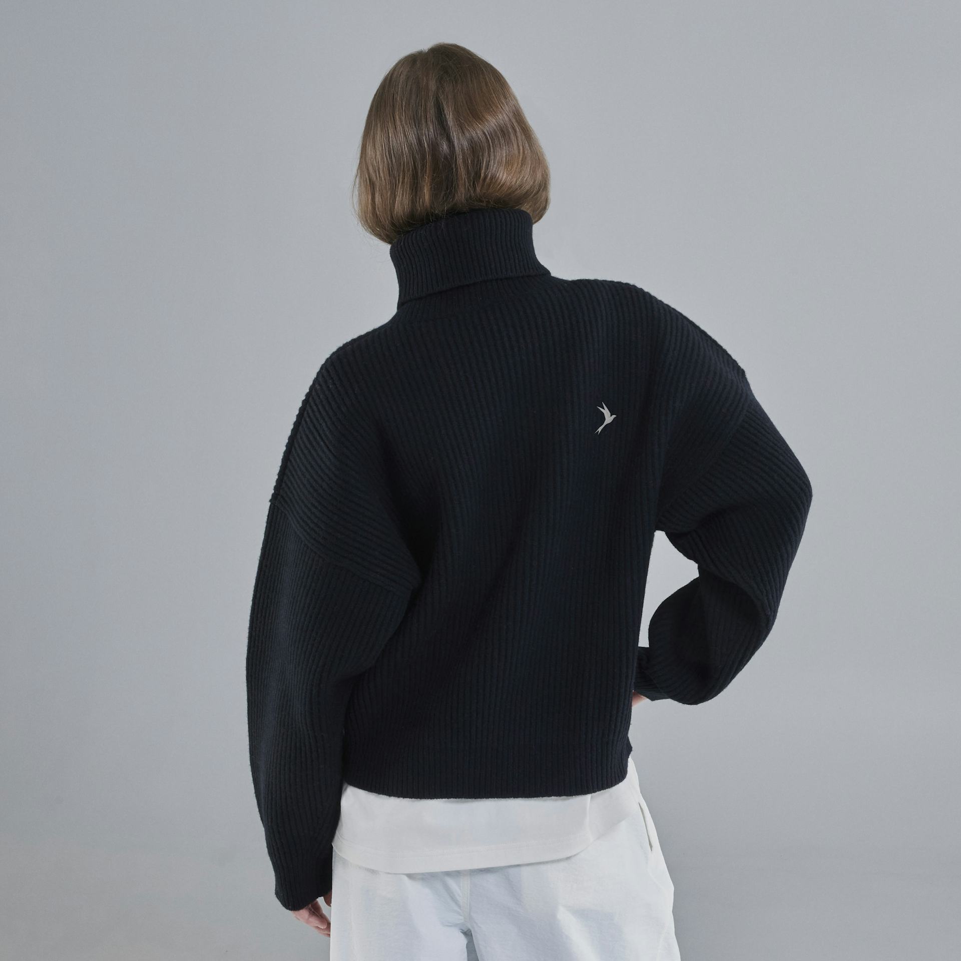 Vonarstraeti Sweater